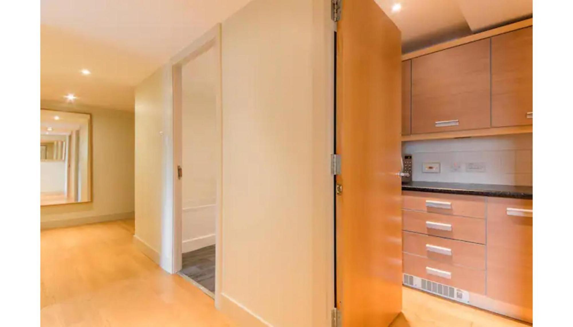 Modern Flat In The Middle Of Old Town Lägenhet Edinburg Exteriör bild